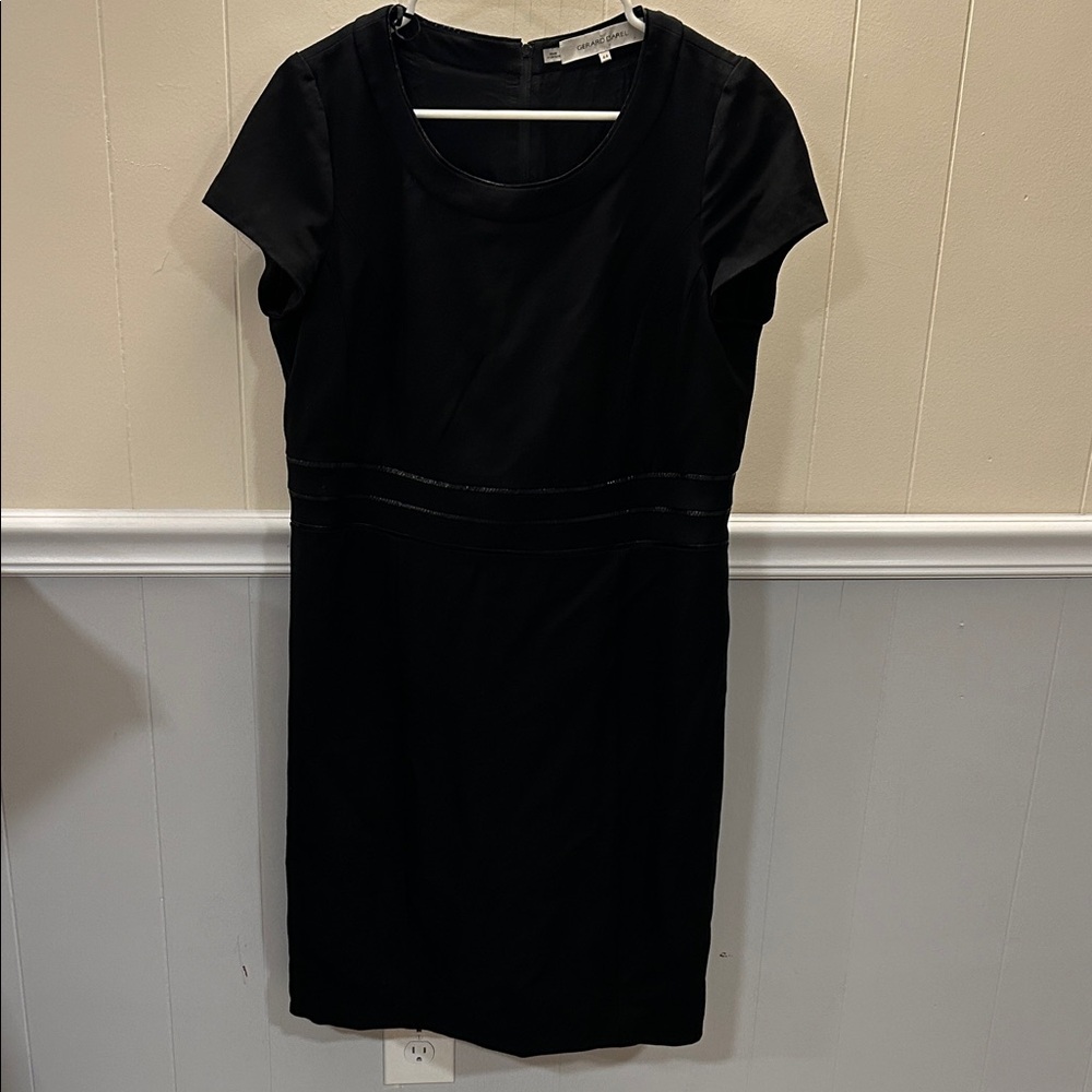 Gerard Darel Black Short-Sleeve Midi Sheath Dress
